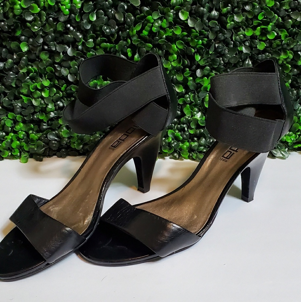 Moda Spana Sandals 9.5